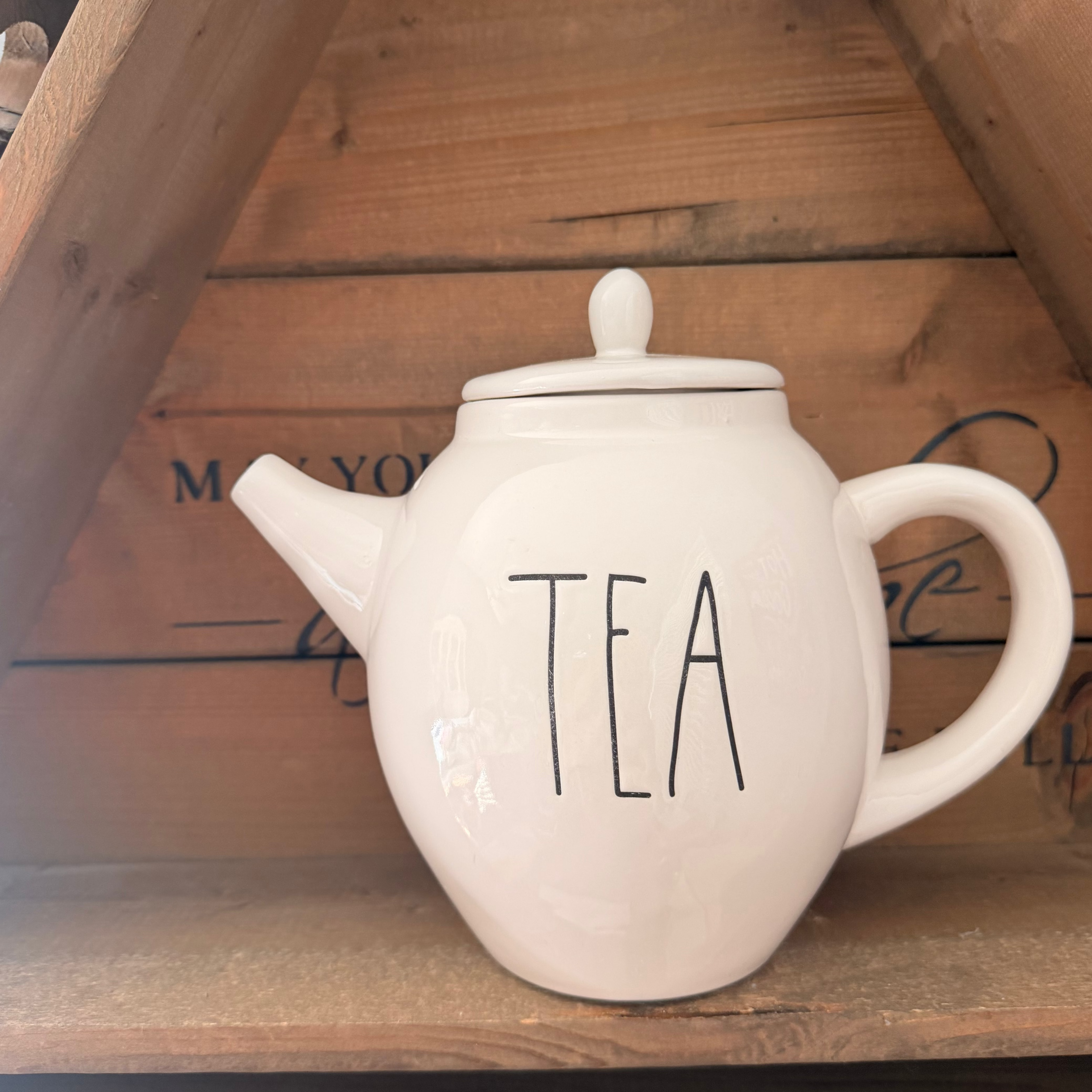 Rae Dunn TEAPOT